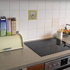 Um scharfkantige kanten an der beton arbeitsplatte zu vermeiden, werde an allen kanten dreiecksleisten befestigt. Beton Cire Diy Set Fur Kuchenarbeitsplatten Mit Anleitung Zum Selber Machen