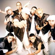 Quintanilla y los kumbia kings amor, familia y respeto also features oh no, a sweet cumbia cowritten by selena that she never had the chance to record, but which her. Kumbia Kings Theaudiodb Com
