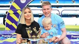 Geburtstag nicht mit freundin michele lacroix und dem gemeinsamen söhnchen feiern konnte. Kevin De Bruyne Wife Michele Lacroix