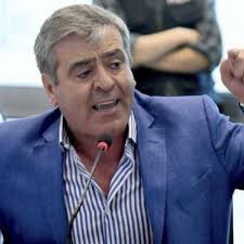 Biografia y Noticias de José Cano ||| TresLineas.com.ar