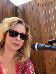 Solo acoustic act booking opportunities