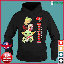 Tampa bay buccaneers | super bowl lv matchup. Baby Yoda And Groot Hug Rugby Tampa Bay Buccaneers And Buccaneers Logo 2021 Shirt Hoodie Sweater Long Sleeve And Tank Top
