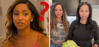 People notice Sandy seemingly has a hickey in The Ultimatum