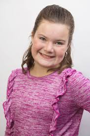 The Cast of Sing 2 watching Oliver and Company