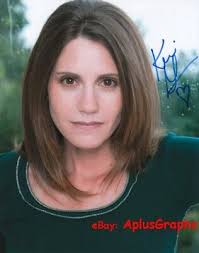 KERRI GREEN.. Alluring Actress (Goonies) SIGNED