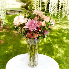 Flower Vases Glass Beautiful In 2020 Beautiful Flowers Wallpaper Nature Flowers Pretty Flowers