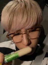 Taeil hyung looks younger than us renjun: Playground 200508 Nct Dream Vlive Renjun Ain T He Cute