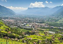 Reggeli után németország egyik legfontosabb városába a majna menti frankfurtba utazunk, mely. Offenburg A World Travel Egy Turisztikai Portal Vratrips Com