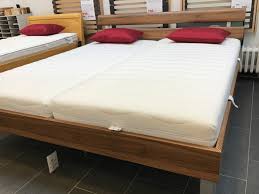 Babys schlafen am anfang natürlich noch. Betten Schlosser Matratzen Betten Schlosser