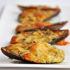 Cheese Baked Green Mussels Magic Skillet Recipe Mussels Recipe Spanish Dishes Baked Mussels