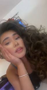 I have tried various brands… maybe some were cheap but I am in need of the  best pair of leggings for squats that are tummy control (and don't roll)  and let me