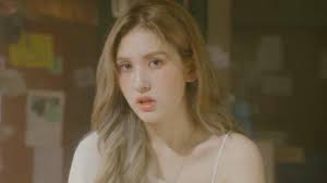 Download Mp3 Lagu Somi What You Waiting For Lengkap Dengan Lirik Dan Music Video Halaman All Tribun Bali