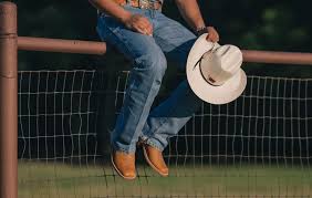 Men's felt western hats , men's straw western hats , men's beanies , men's ball caps , and so much more! How To Choose The Right Shape For Your Next Cowboy Hat Lazy J Ranch Wear