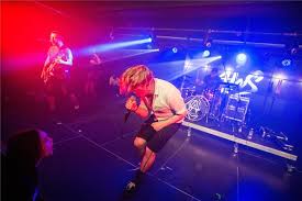 Aws frontman örs siklósi, who represented hungary at the 2018 eurovision song contest, has died aged 29 after battling leukaemia. Elhunyt Siklosi Ors Az Aws Enekese Budaorsi Info