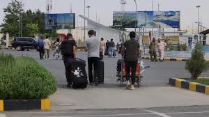 Troops guarded the evacuation of embassy staff a day after the taliban seized the afghan capital and declared the. Lepaagiquvie4m
