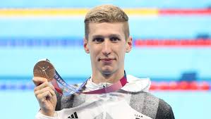 Schwimmstar florian wellbrock verpasst medaille knapp. Guwrsudydsd7zm