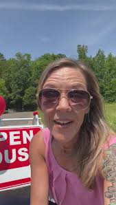 Happy New Year's Day! I just wanted to share a quick video about some big  things I'm planning for 2022. I hope you're outside enjoying this  gorgeous...