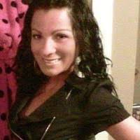 Diane Broomfield's Instagram, Twitter & Facebook