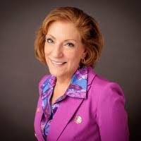 Pam Henley's Instagram, Twitter & Facebook