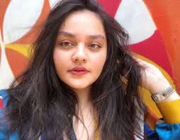 10 Potret Farah Labita, Putri Ferdy Hasan yang Cantik Lulusan Universitas  Ternama Dunia