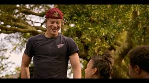 He is known for his role as j.j. Oblwypatwhcl7m