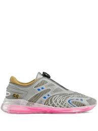Gucci Men S Ultrapace R Sneaker In Grey Modesens