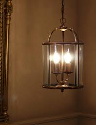 Bestel de juiste lichtbron mee! Grote Bronzen Lantaarn Hanglamp Met Klassiek Design