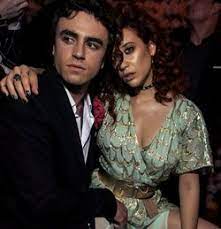 Who is in the elite netflix cast? Marina Nunier Osuna Elite Wiki Fandom