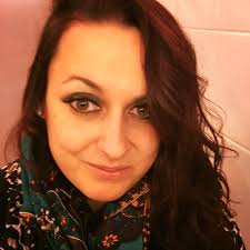 VICTORIA a SENIOR GRAPHIC DESIGNER in FARNHAM