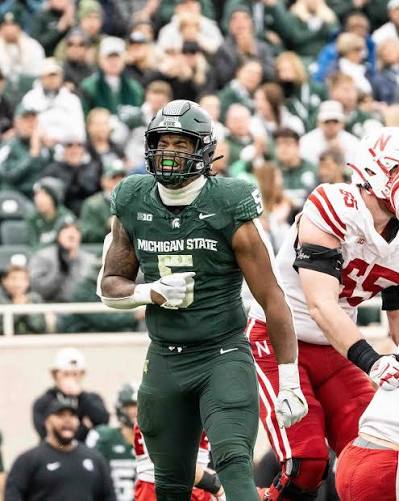 Tremendous honors for the true freshman @thejordanhall! #GoGreen
