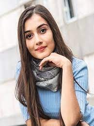 Touch device users, explore by touch or with swipe gestures. Sevda Erginci Beyazperde Com
