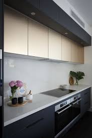 Champagner Gold Metallic Feature Cabinets Contrasting Matte Charcoal Riven Cabinets From Freedom Kitchens By Con In 2020 Kitchen Trends Kitchen Design Kitchen Cabints