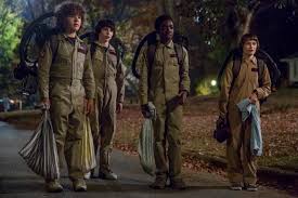 Sold by ssellocart and ships from amazon fulfillment. Stranger Things Season 2 Poster Is A Nod To Alien