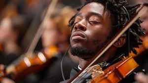 Free Piano Playing Hand Photo