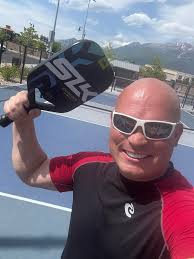 Hi! I'm new to this group. I recently joined because I'd like to meet new  single people hopefully at my age category 60 to 70￼