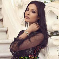 • نادين نسيب نجيم تشعل السوشل ميديا برقصها مع قصي خولي في عيد ميلادها المفاجئ. Ù†Ø§Ø¯ÙŠÙ† Ù†Ø³ÙŠØ¨ Ù†Ø¬ÙŠÙ… Ø¹Ù…Ø±Ù‡Ø§ Ø¯ÙŠØ§Ù†ØªÙ‡Ø§ Ø£ÙˆÙ„Ø§Ø¯Ù‡Ø§ Ø²ÙˆØ¬Ù‡Ø§ ØµÙˆØ±Ù‡Ø§ ØªÙ‚Ø±ÙŠØ± ÙƒØ§Ù…Ù„ Ø¹Ù†Ù‡Ø§