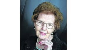 Margaret Leland's Instagram, Twitter & Facebook