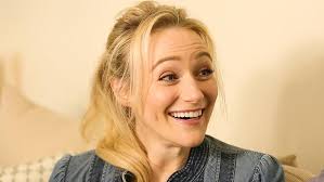 20 Questions in 2 Minutes with Waitress Star Betsy Wolfe