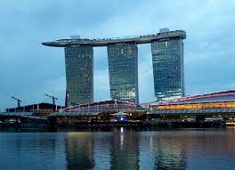 Singapour Great Hotel With A 200m High Swimming Pool Singapour Hotel Piscine Beautiful