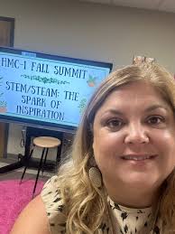 Amy Crotts (@crottsa123)