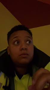 When trying to mind my business at work. #workdrama #securityguard  #security #yomamajokes #mindyourownbusiness #mindyourbusinesschallenge