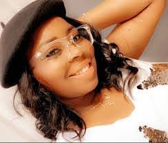 Beulah Oneal's Instagram, Twitter & Facebook