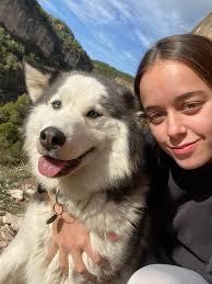 House and Pet Sitter Available