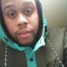 Listen to playlists featuring 04