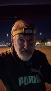 Homeless guy gets robbed #mississauga #brampton #brampton #flashlights  #sofirn #homeless