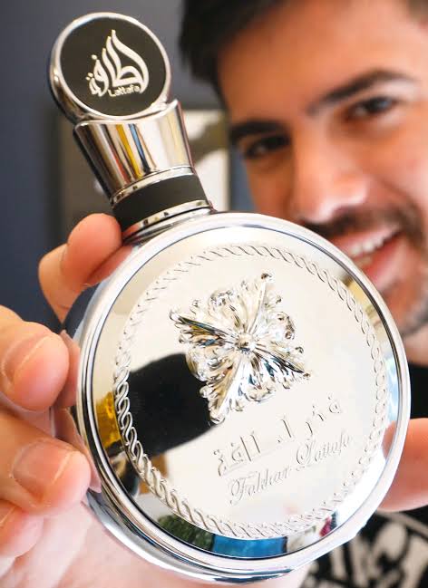 Descubre el Nuevo Perfume Fakhar Platinum de Lattafa