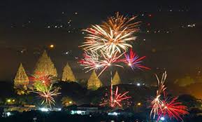 Saat ini saya masih bekerja di perusahaan saya tidak memiliki gambaran gaji yang diharapkan secara spesifik, namun gaji saya. 30 Ide Keren Tema Acara Tahun Baru Di Hotel Fatiha Decor