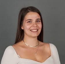 Anabel Casanova's Instagram, Twitter & Facebook