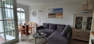 Haus atlantik befindet sich in unmittelbarer nähe zur seebrücke und strand in kühlungsborn ost, also top! Haus Atlantik Wohnung 3 19 652 Kuhlungsborn Aktualisierte Preise Fur 2021
