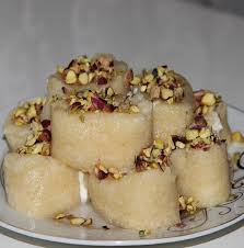 Bu nedenle pek çok leziz tatlı tarifleri arasında bulunan halep tatlısı da. Halep Tatlisi Tarifi Basit Tatli Tarifleri